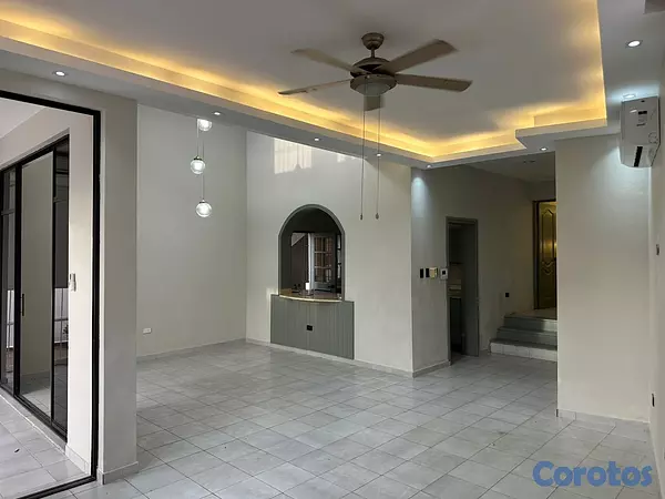 casas - Alquilo Casa en Urbanización Fernández / Julieta M 5