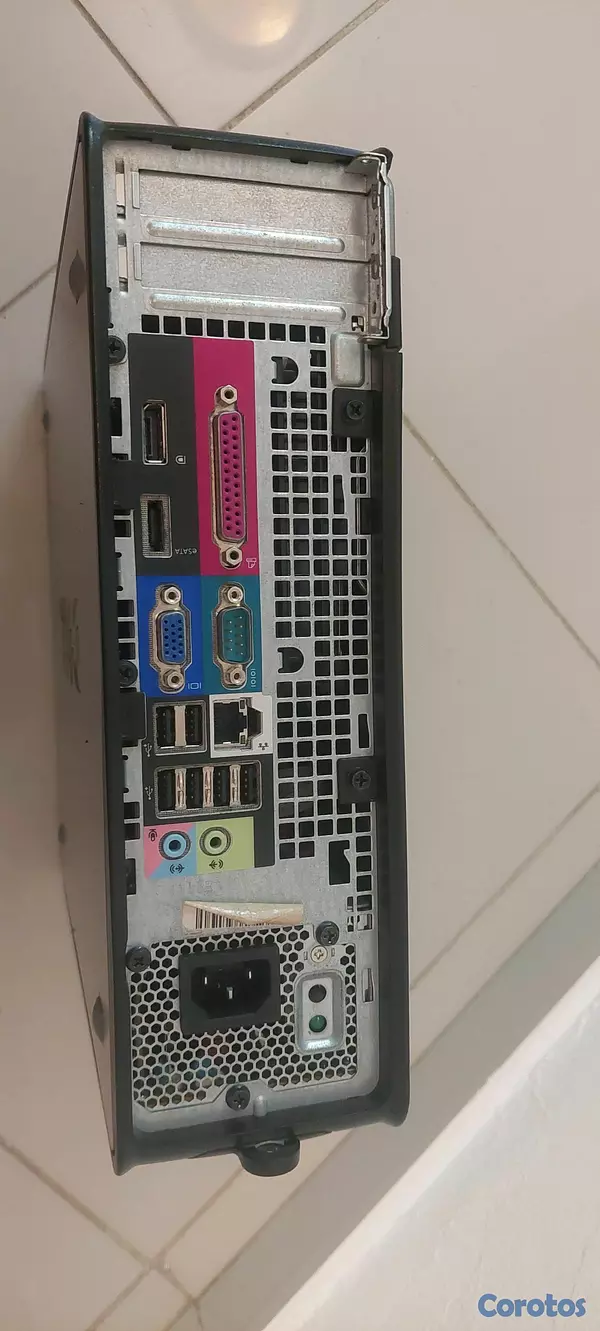 computadoras y laptops - Dell Optiplex 7010 SFF (Service Tag: CLYTHM1). 3