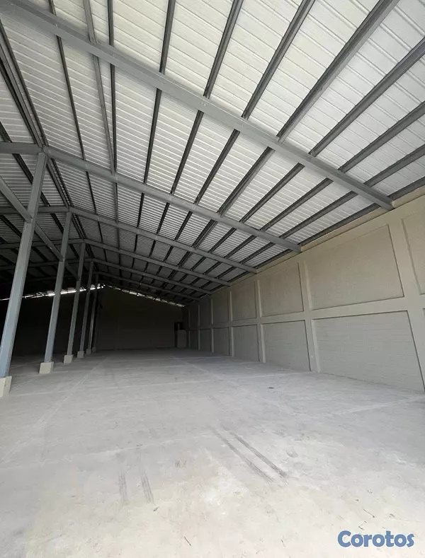 solares y terrenos - NAVE COMERCIAL 4