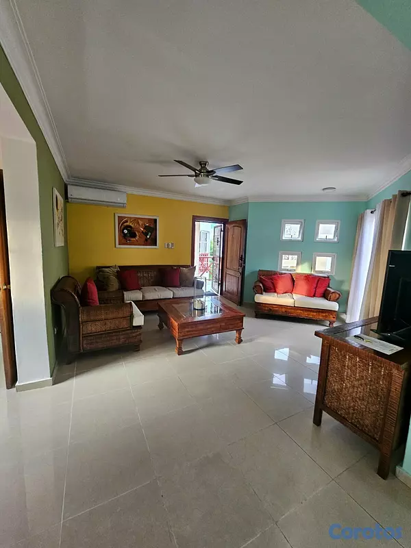 apartamentos - Se vende apto. de oportunidad 150 mt de la playa d 9