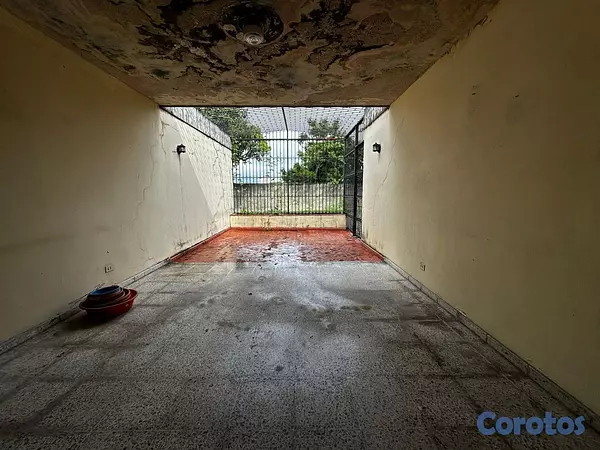 casas - Casa comercial perfecta para tu negocio en alquile 4