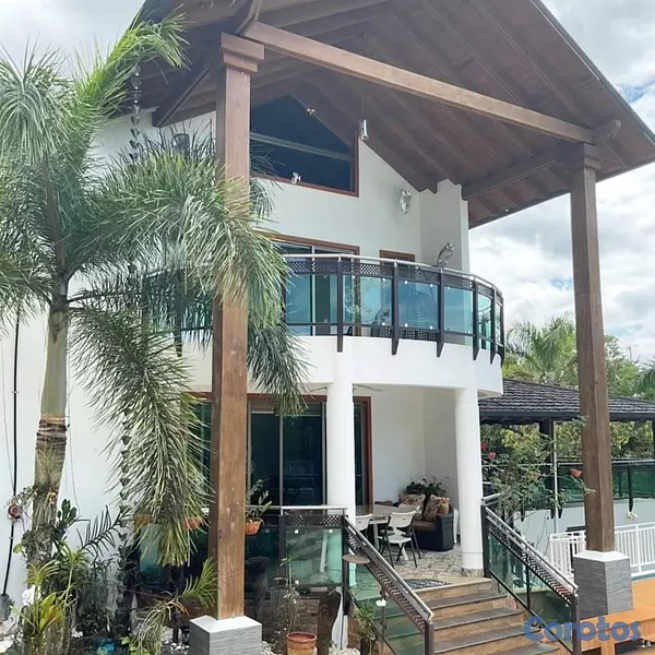 casas vacacionales y villas - Villa al paso de Golf de Jarabacoa  3