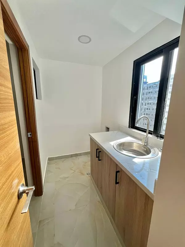 apartamentos - Se vende apartamento en Naco 9