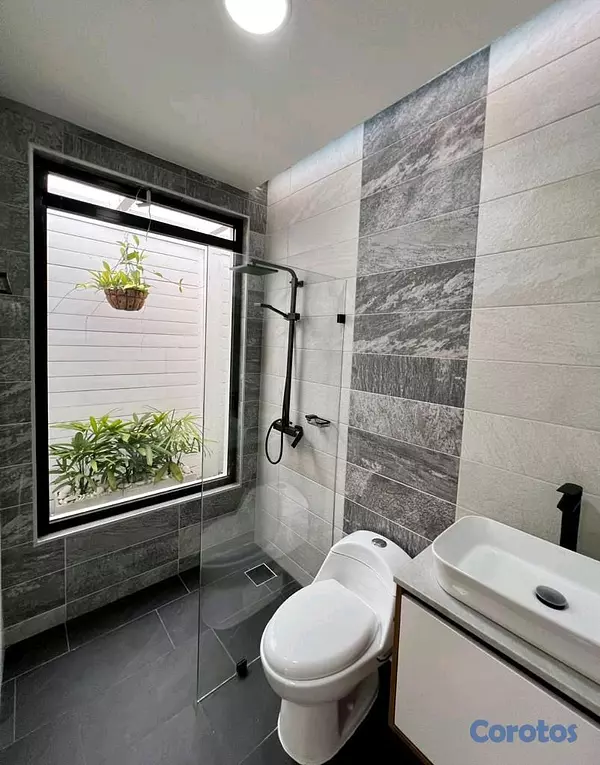 casas - Casa en venta totalmente, nueva lista para mudarse en Beverly Hills, Moca 🏡✨ 5