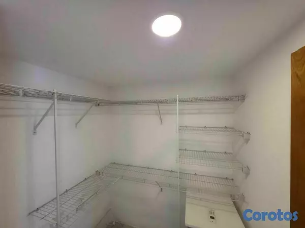 apartamentos - Apartamento en Naco con línea blanca  2