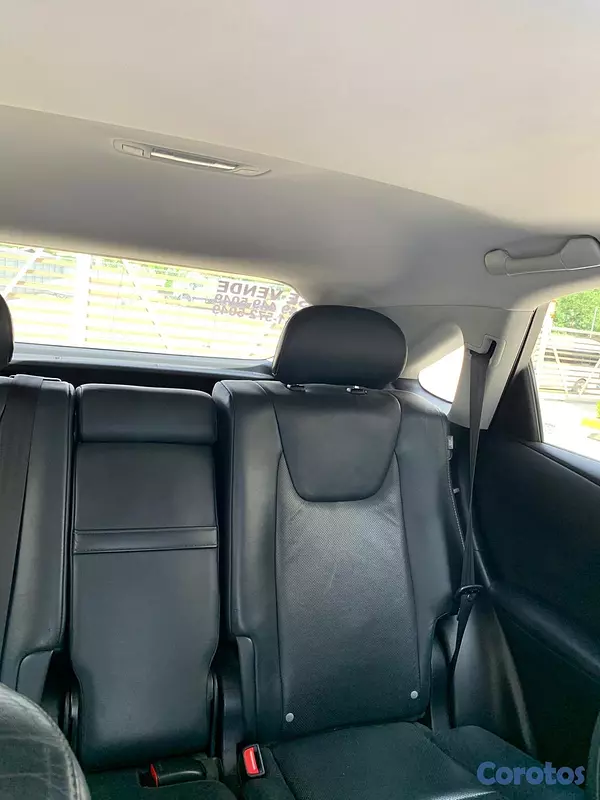 jeepetas y camionetas - Lexus 2013 en venta  3
