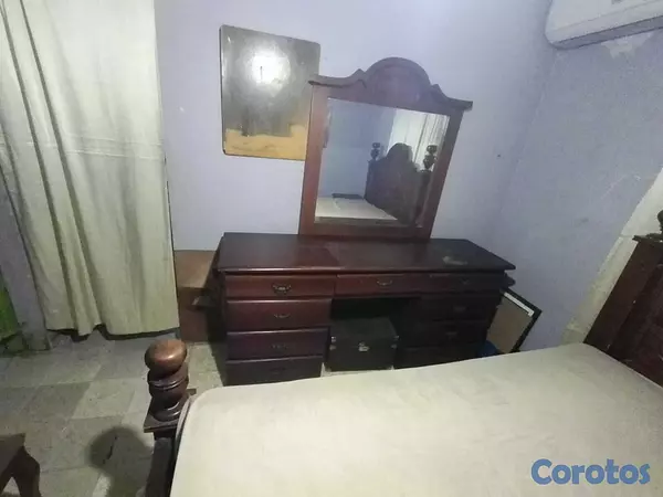 muebles y colchones - De oportunidad juego de cuarto en Caoba Centenaria 2