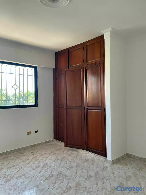 apartamentos - Vendo apartamento en la Av. Jacobo Majluta. 6