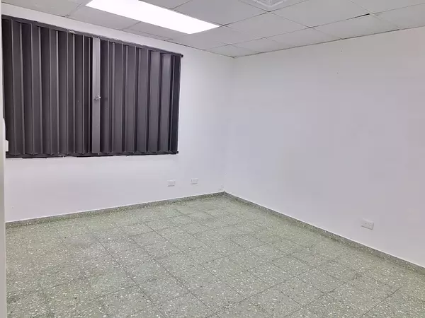 oficinas y locales comerciales - local en Piantini 3