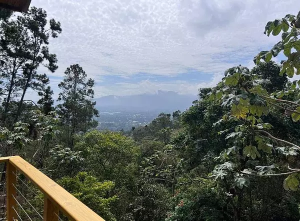 casas vacacionales y villas - Exclusiva Villa en Construcción con Vista a la Ciudad de Jarabacoa 7