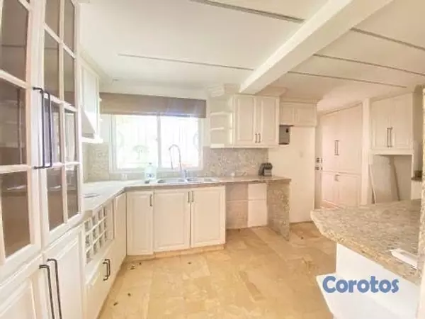 casas - casa Casicasgos de tres habitaciones con fardim
 10