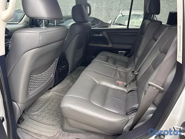 jeepetas y camionetas - Toyota Land Cruiser 2008 16