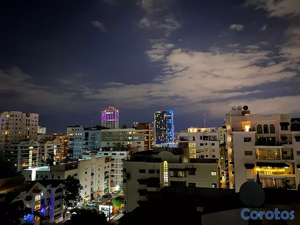apartamentos - Apto Evaristo Morales Venta USD325 mil 10