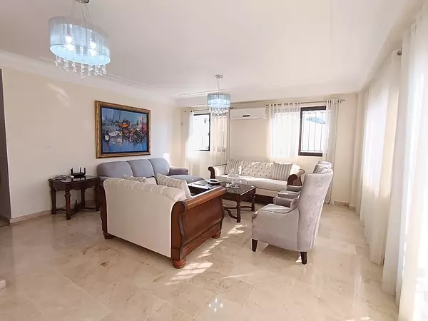 apartamentos - Apartamento en Alquiler Vacío LOS CACICAZGOS 9
