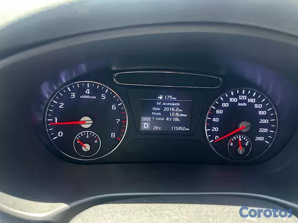 jeepetas y camionetas - Kia Sorento LX 2020 – ¡Excelentes condiciones!  12