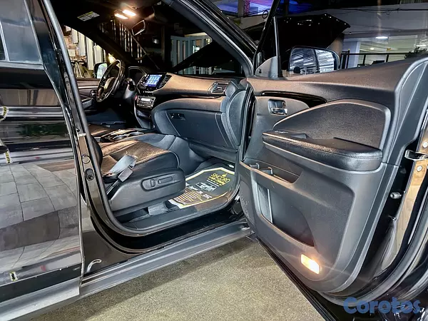 jeepetas y camionetas - VENDO HONDA PILOT PASSPORT TOURING 2019 8