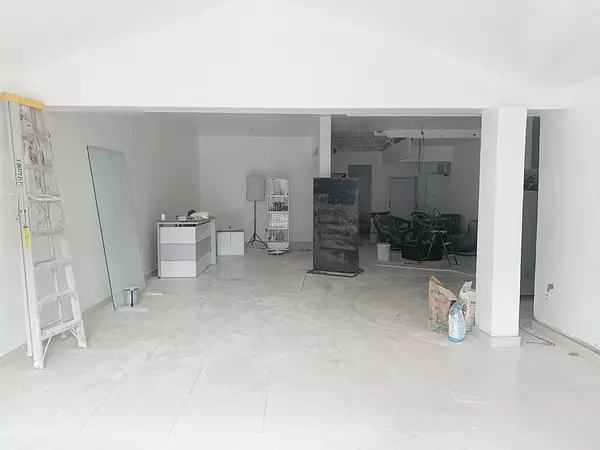 oficinas y locales comerciales - Local primer nivel bella vista 4