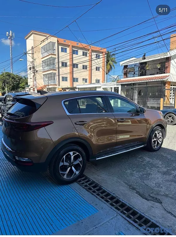 jeepetas y camionetas - Kia Sportage LX 2020 5