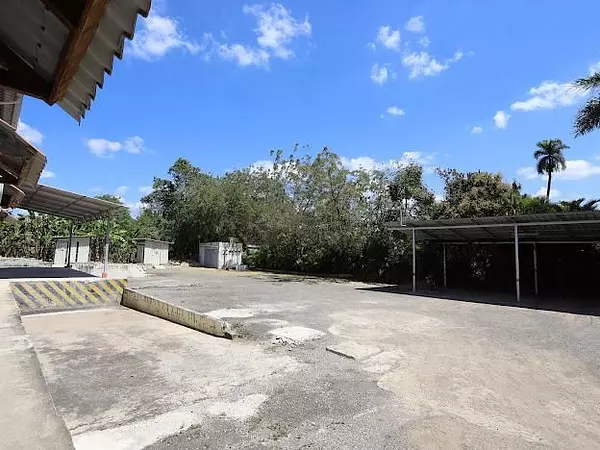 oficinas y locales comerciales - nave en don pedro, santiago de los caballero venta 4