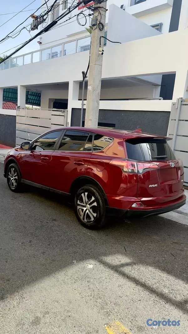 jeepetas y camionetas - Disponible - Toyota Rav4 2018 4