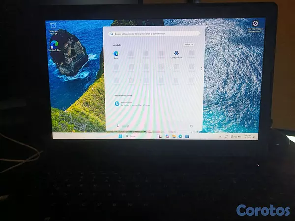 computadoras y laptops - laptop Dell i5 de 7septima generación ssd 240 ram ddr4 8 cargador original  2