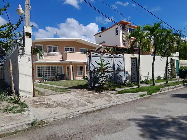 casas vacacionales y villas - 🇩🇴 Villa en Ventas!!!
 Guayacanes, Juan Dolió, Sto.Dgo., Rep.Dom.
.UDS550,000 1