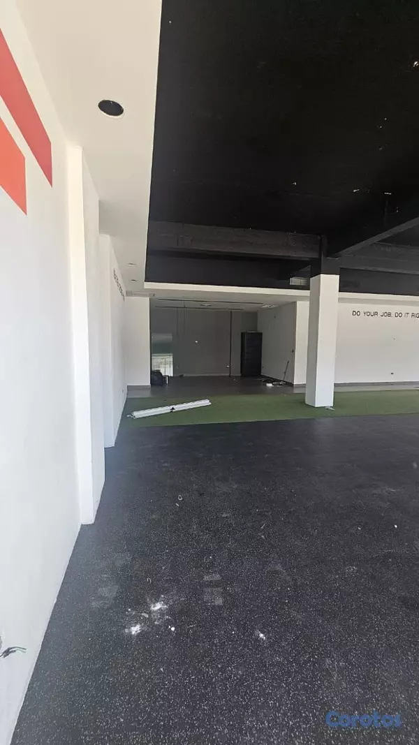 oficinas y locales comerciales - alquieler y venta de local en naco 7