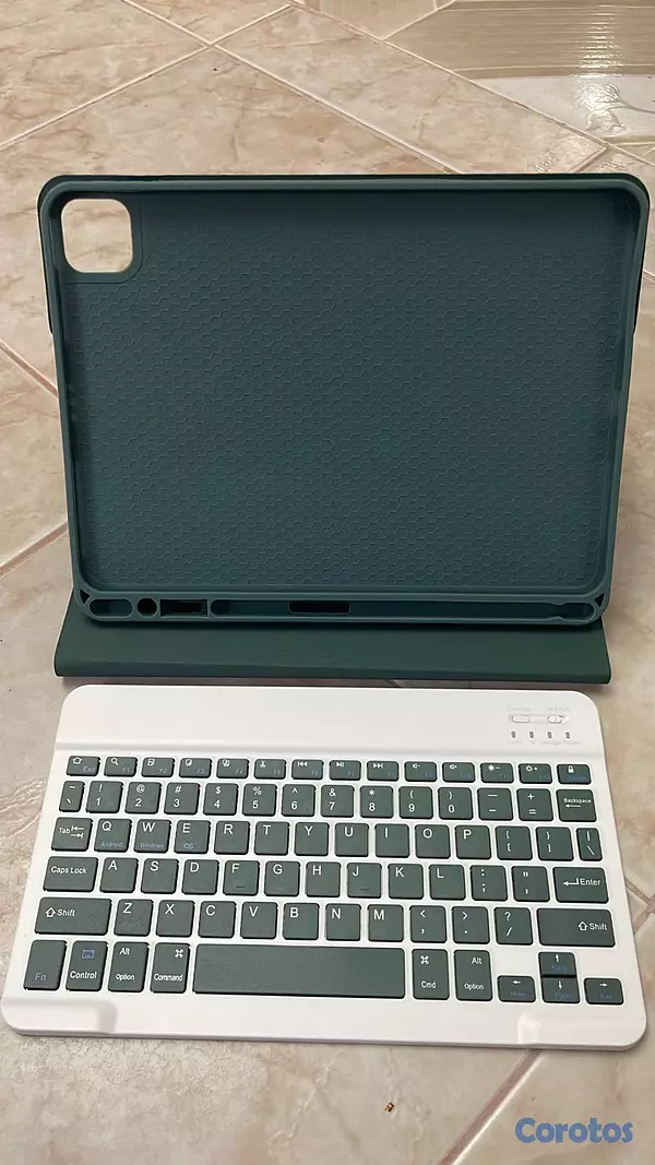 accesorios para electronica - Case con teclado para iPad AirPro 11 (2020) 3