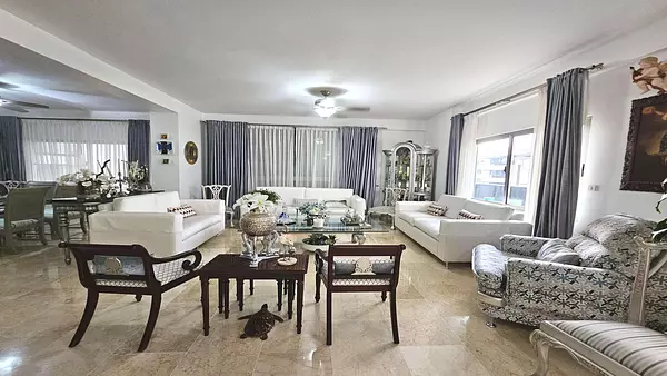 apartamentos - Apartamento en Venta en Piantini 3