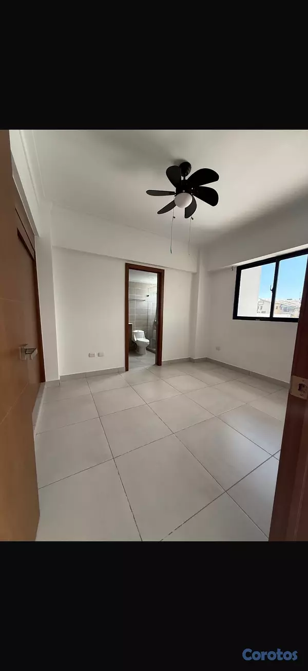 apartamentos - Alquilo apartamento nuevo a estrenar en Ensanche q 4