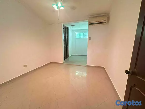 casas - Venta de casa familiar de 3 habitaciones  6