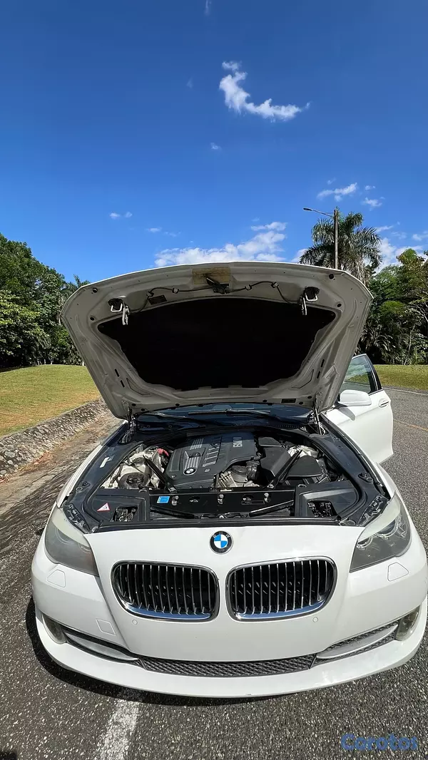 carros - BMW 528i 2011  8