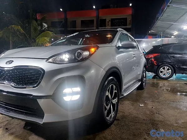 jeepetas y camionetas - Kia Sportage 2021 RD$ 1,055,000.00 Negociable - Recién Importada. 6