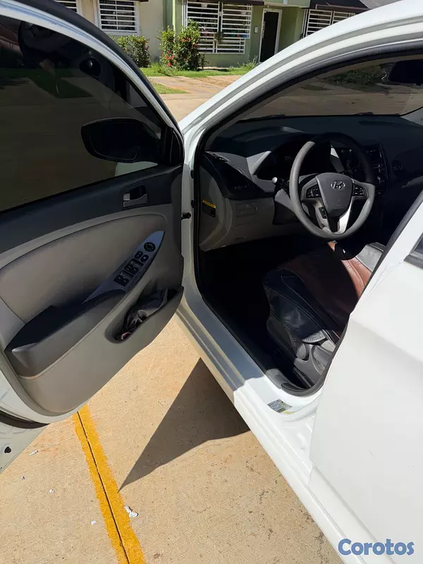 carros - Hyundai accent 2017 4