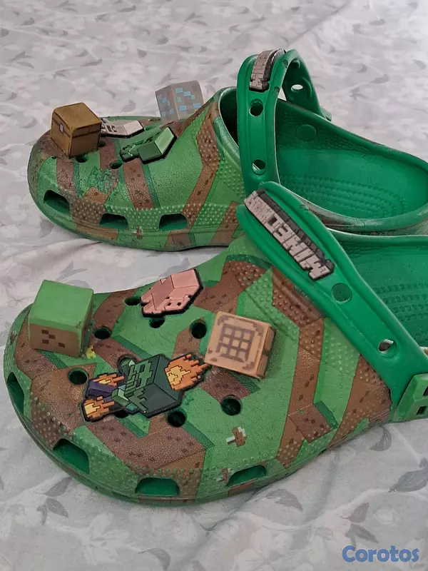 ropa y zapatos - Crocs de Minecraft 2