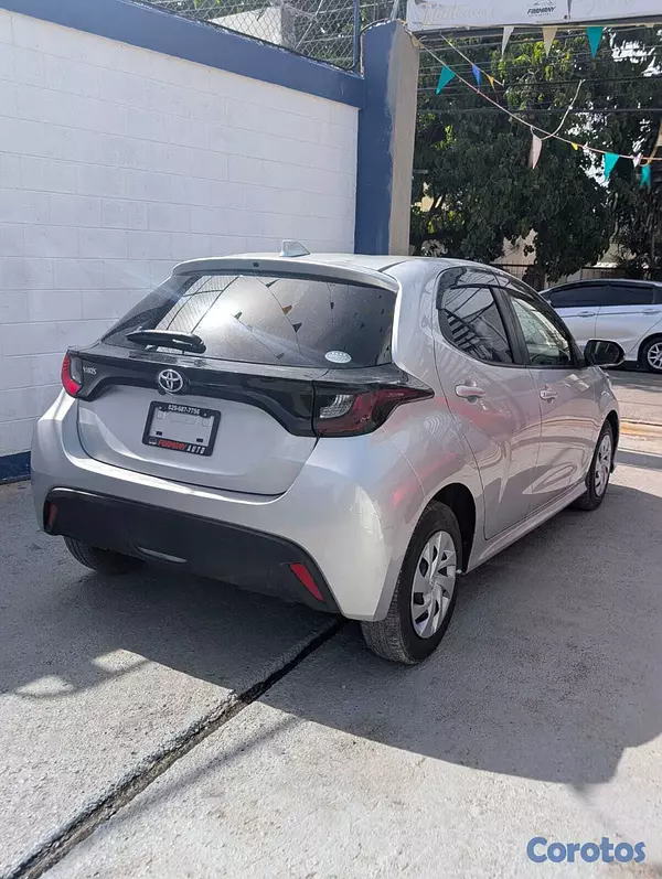 carros - TOYOTA YARIS 2021 9