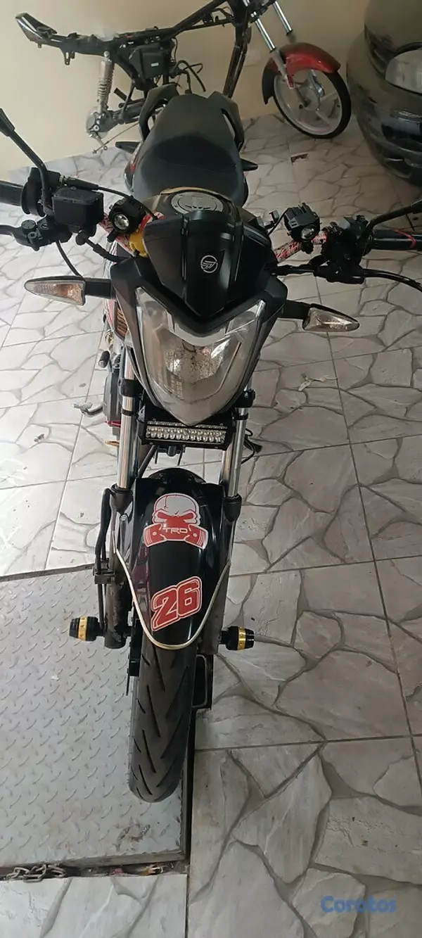 motores y pasolas - Rks Keeway 200cc Negro  2