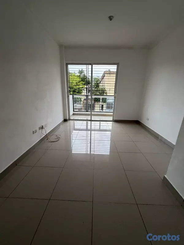 apartamentos - alquiló avenida independencia hondura tres habitaciones dos baños dos parqueos  8