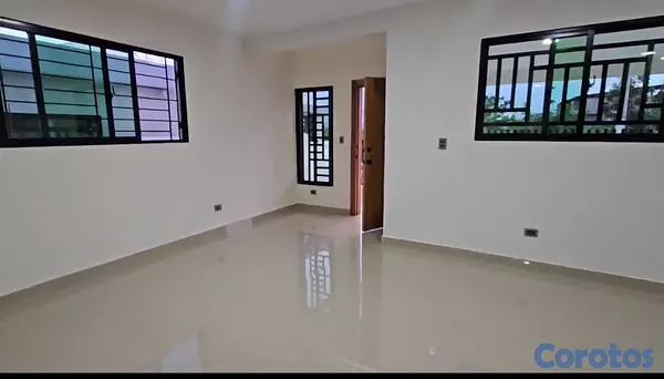 casas - Hermosa casa en venta en Moca  8