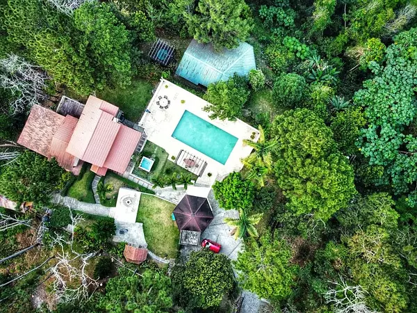 casas vacacionales y villas - Vendo Villa  de Oportunidad 
En la Cumbre (Bonao)


Precio Oferta U$ 300,000 Tas 3
