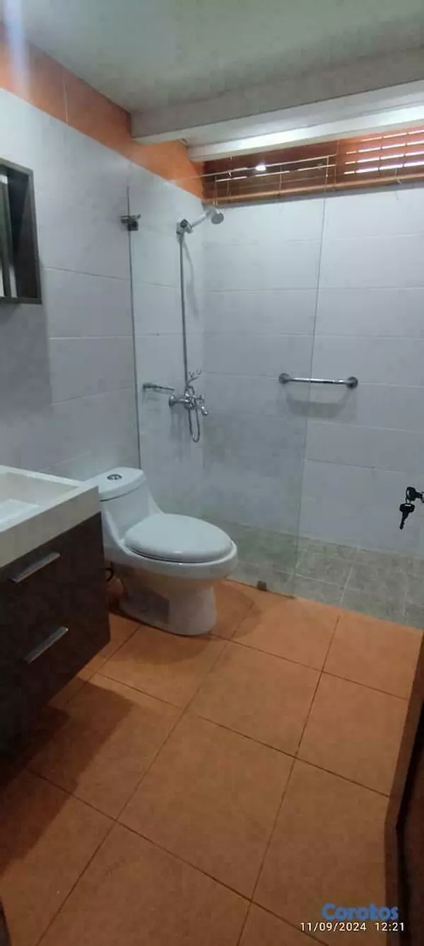 apartamentos - OPORTUNIDAD Se Alquila Amplio Departamento Mirador Sur 8