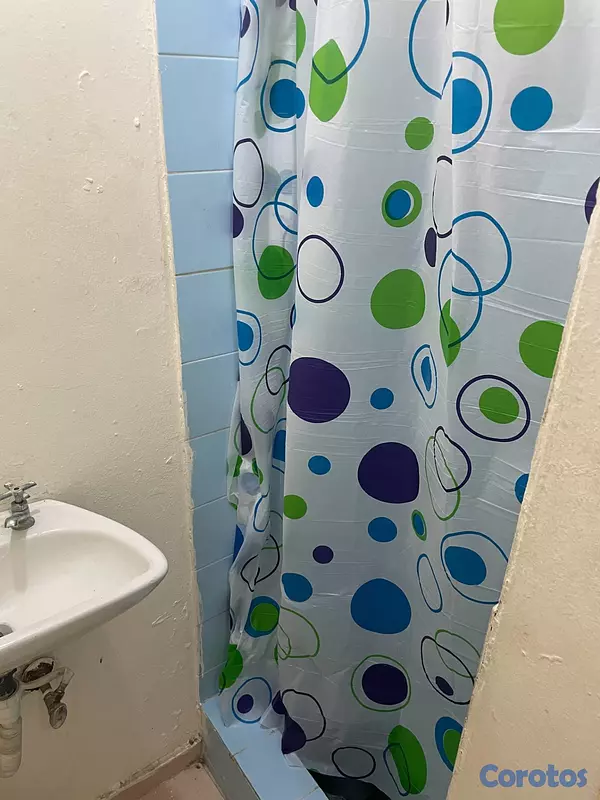 apartamentos - Habitación independiente. Entrada privada. Solo sexo masculino 4