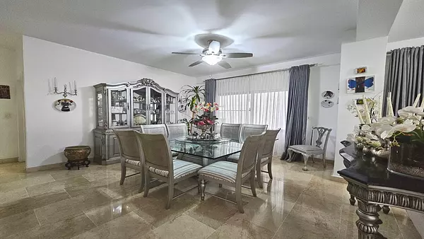 apartamentos - Apartamento en Venta en Piantini 4