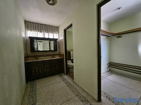 casas - Alquiler de Casa próximo a la churchil  8