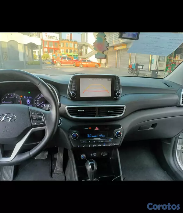 jeepetas y camionetas - HYUNDAI TUCSON 2020 BLANCO DIESEL 10