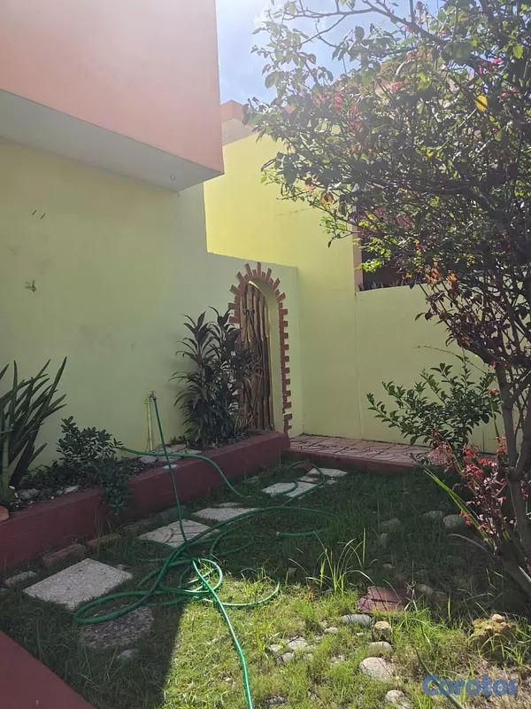 casas - Vendo Casa En Av. Independencia  3