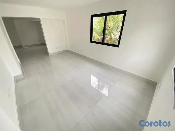 oficinas y locales comerciales - alquiló rosmil loca comercial dos niveles 7 parqueos 4 oficina 4 boa  15