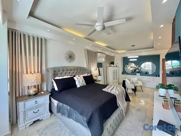 apartamentos - vendo Ph los cacicazgos con o sin muebles tres habitaciones con baño tres parqu 16