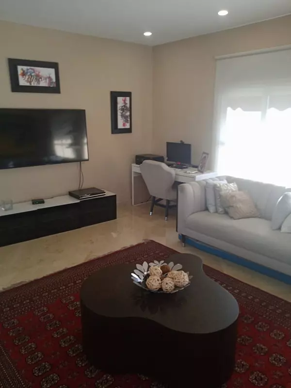 apartamentos - Alquilo apartamento 3 Hab, último piso torre clásica Naco 
precio 3,800 usd 2