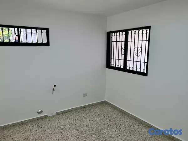 casas - Alquiler de Casa en La Castellana 4